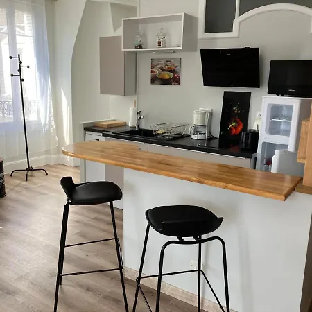 Tres Beau Meuble Lumineux Appartement