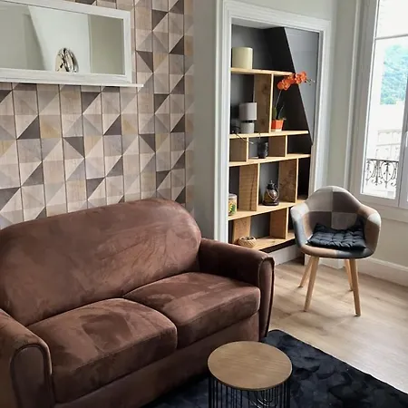 Tres Beau Meuble Lumineux Appartement La Bourboule