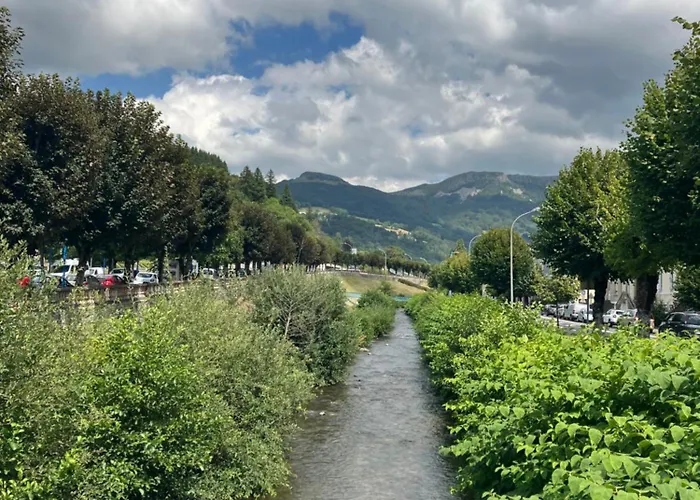 Tres Beau Meuble Lumineux